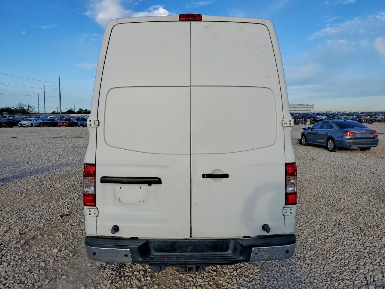 Nissan Nv 2500 Hd S