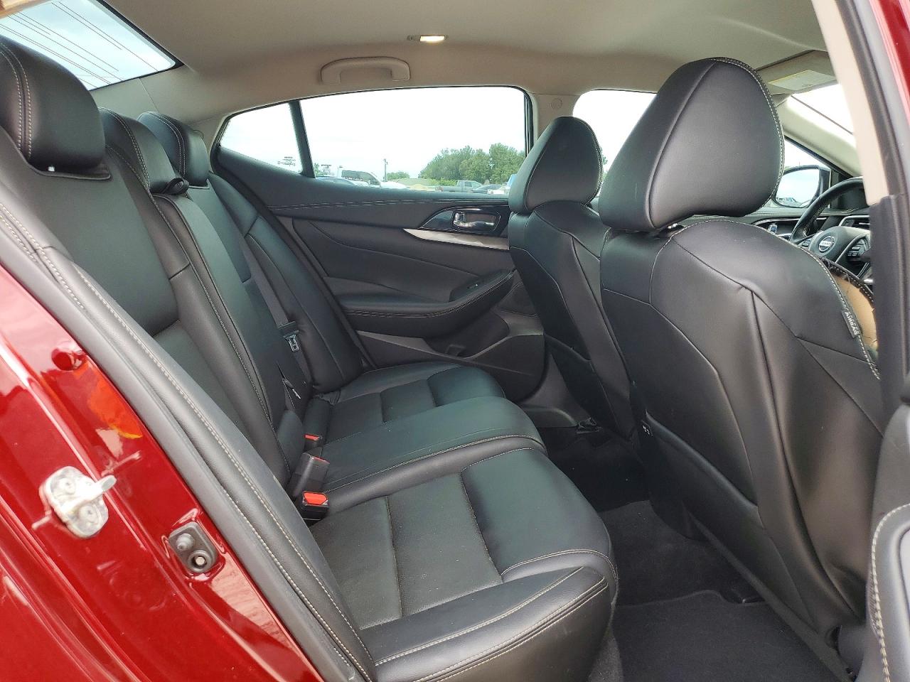 Nissan Maxima Sv
