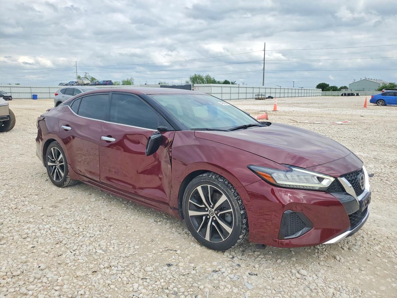 Nissan Maxima Sv