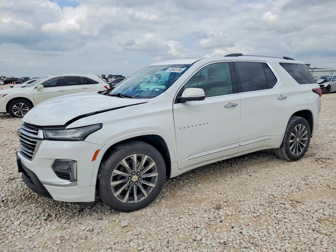Salvage Chevrolet Traverse Image