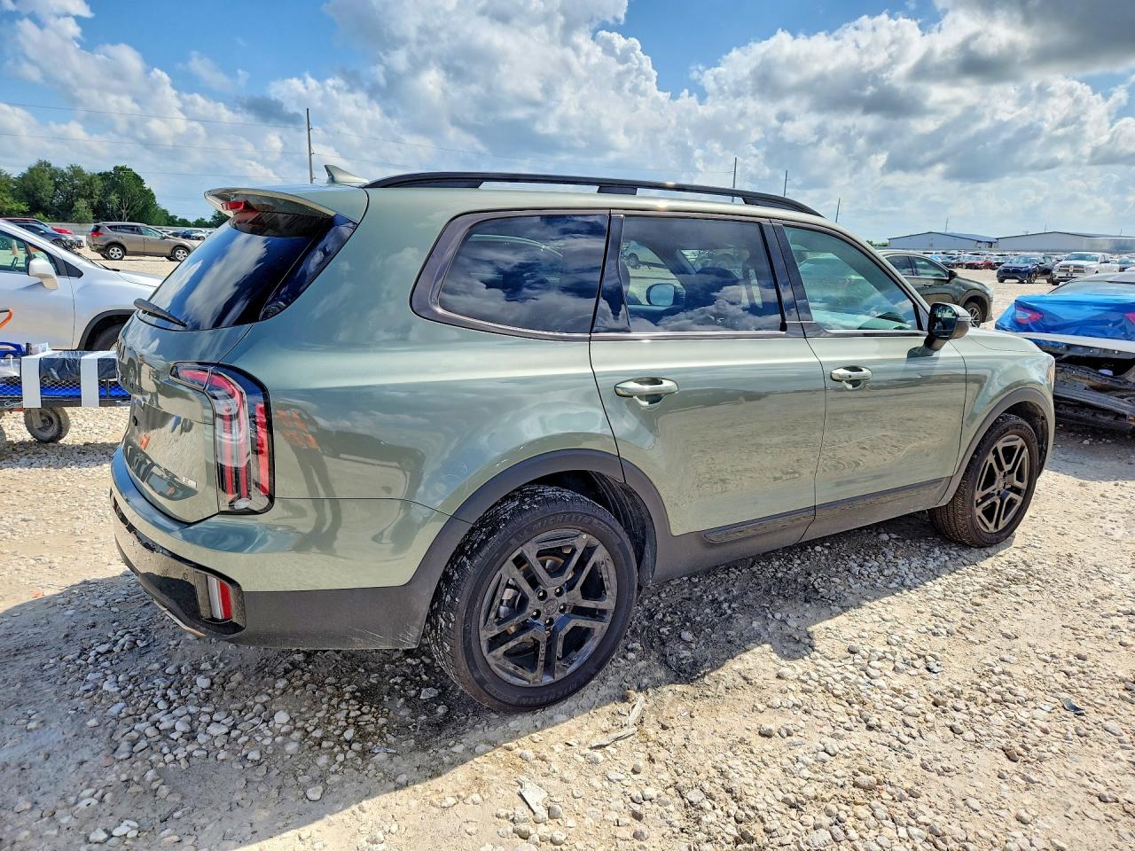 Kia Telluride Ex X-line