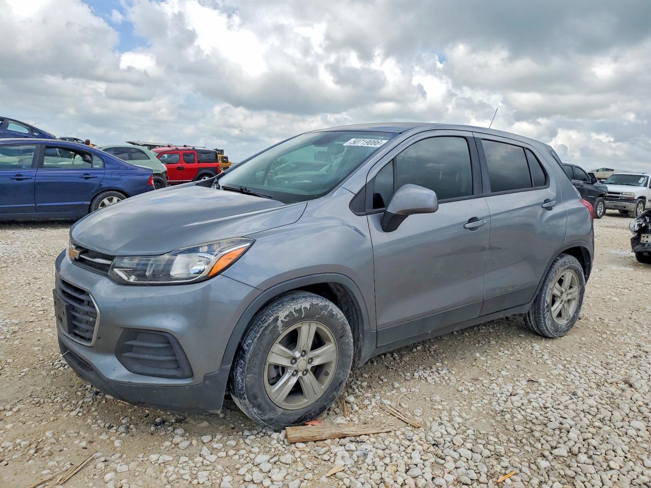 Salvage Chevrolet Trax Image