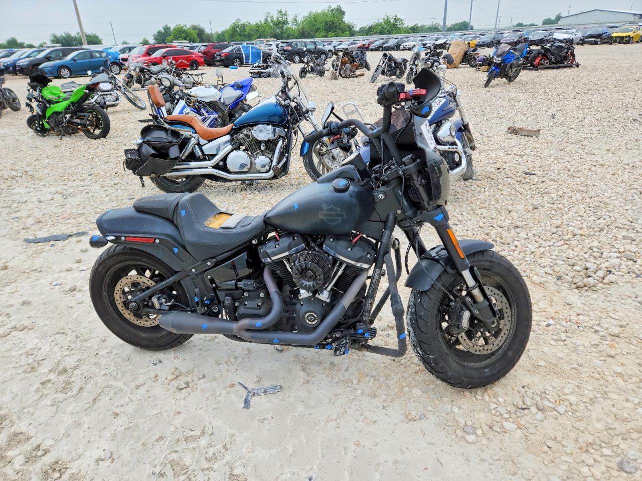 Salvage Harley-Davidson Fxfbs Image