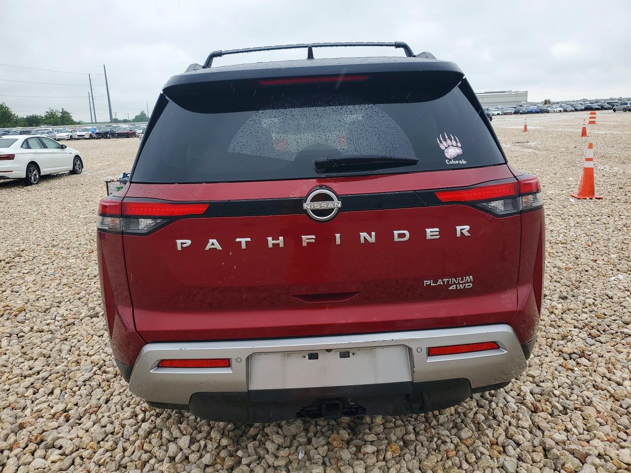 Nissan Pathfinder Platinum