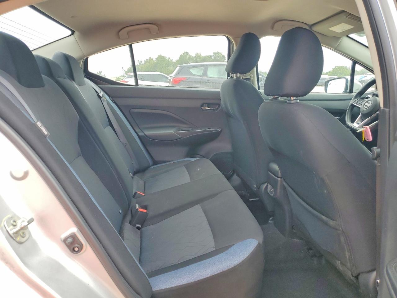 Nissan Versa Sv