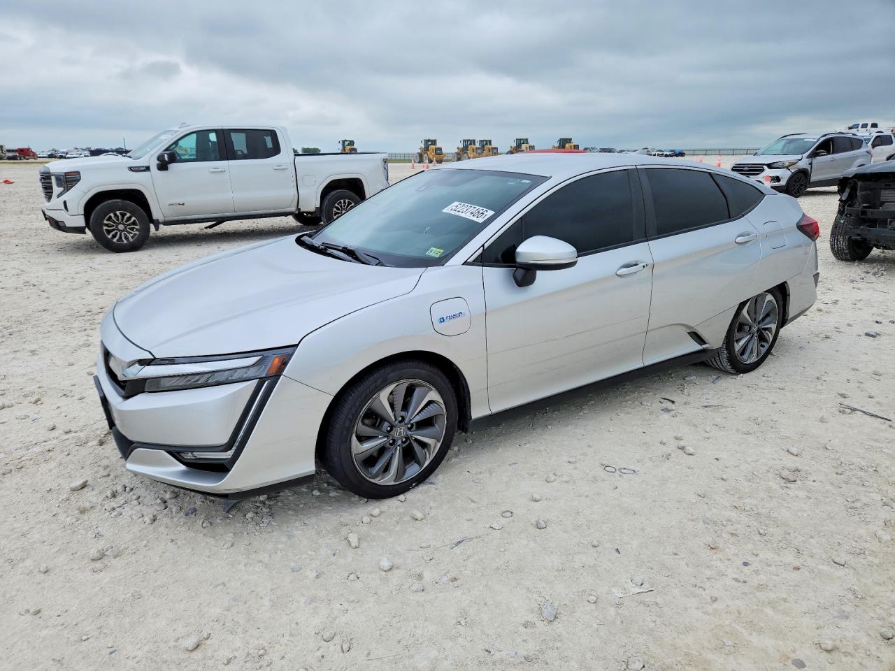 Salvage Honda Clarity Image