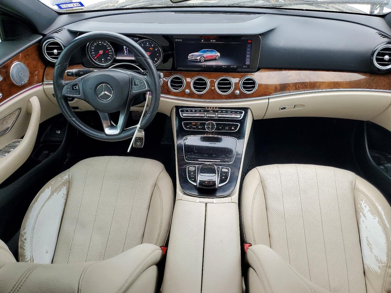 Mercedes-Benz E-Class 300