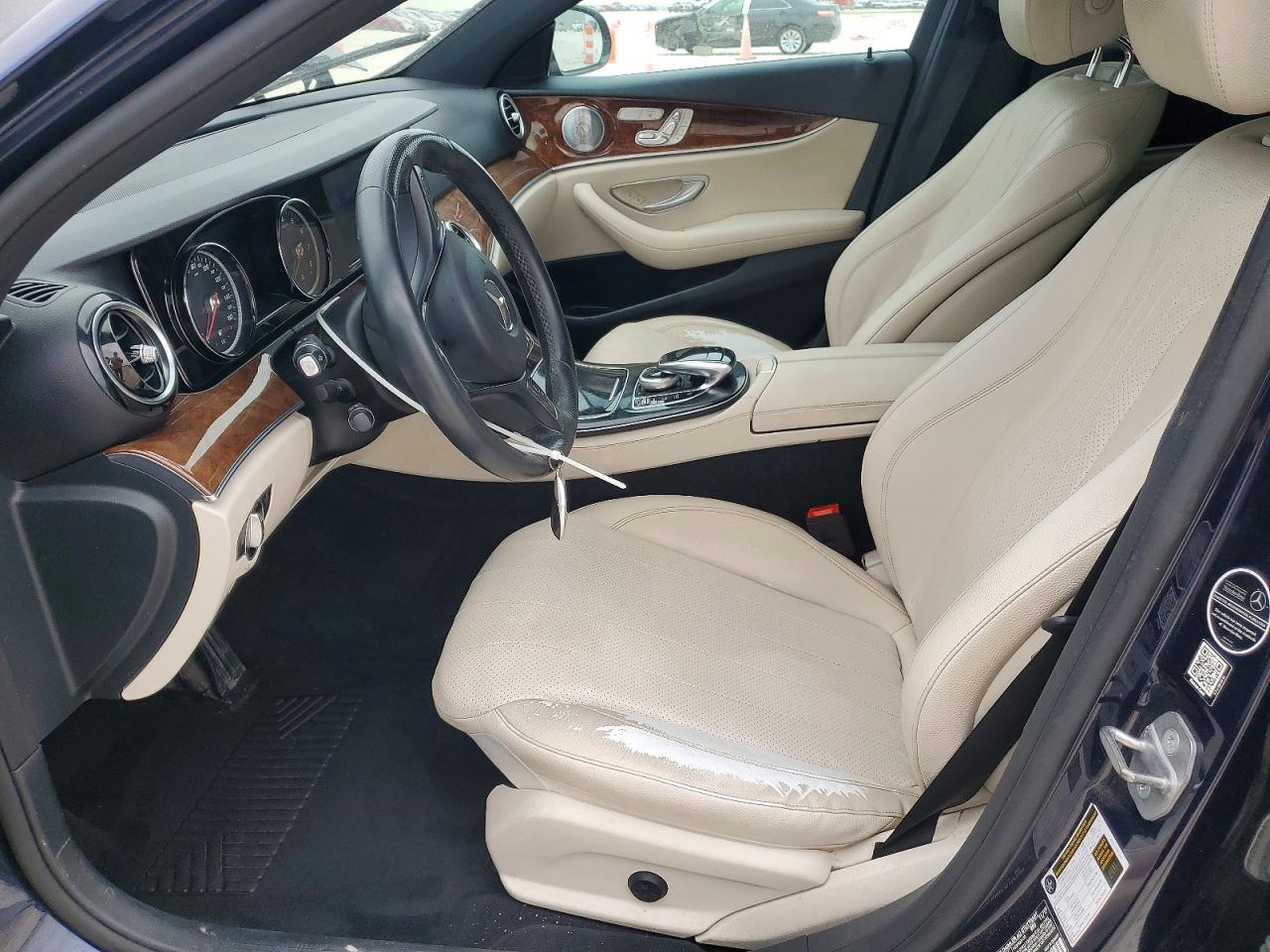 Mercedes-Benz E-Class 300