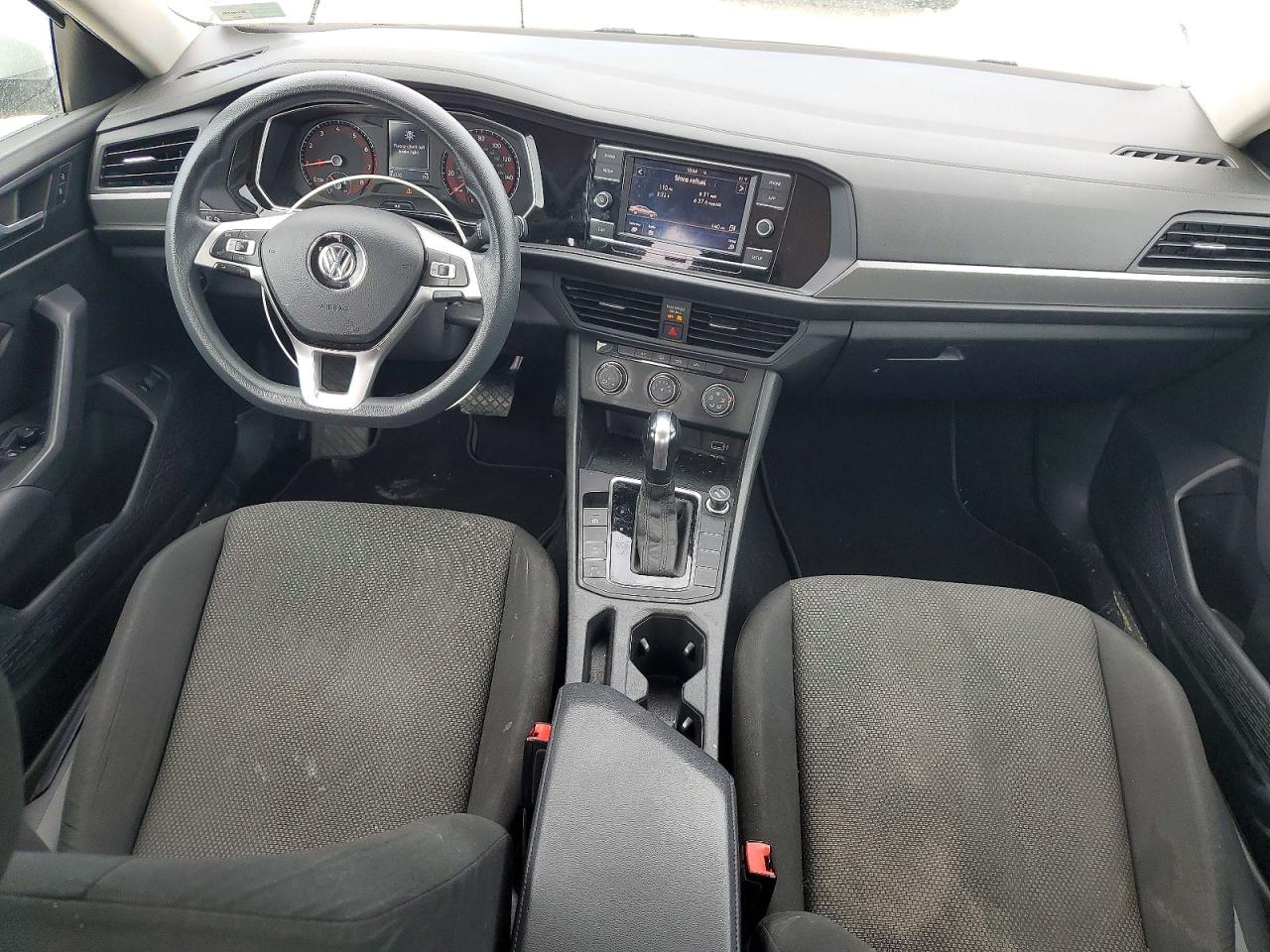 Volkswagen Jetta S