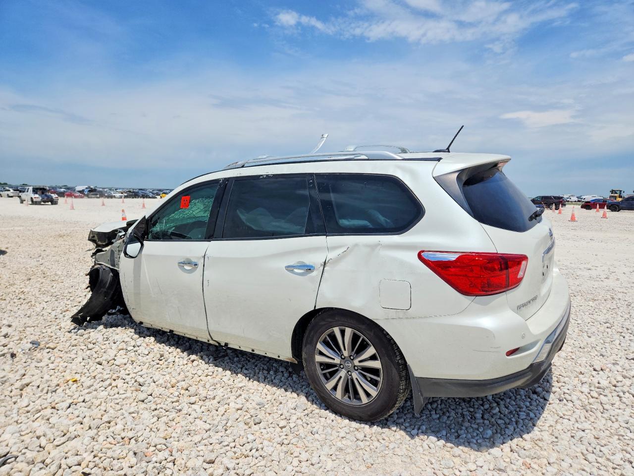 Nissan Pathfinder Sl