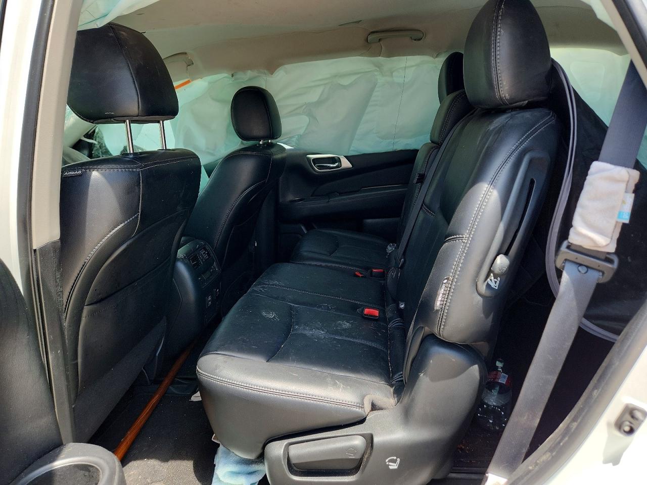 Nissan Pathfinder Sl