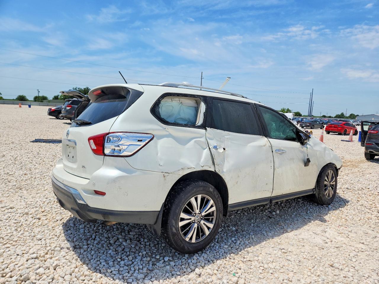 Nissan Pathfinder Sl