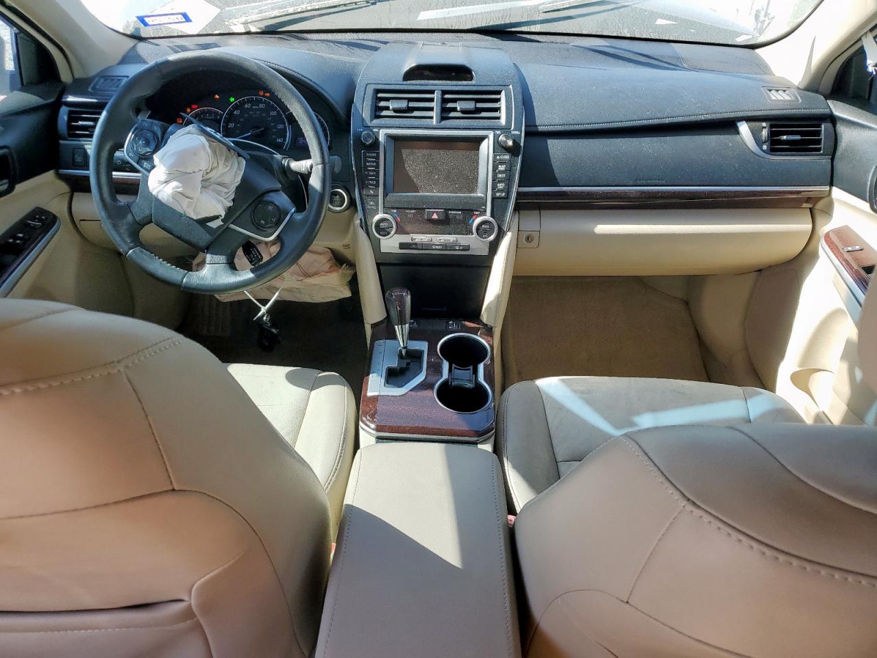 Toyota Camry Xle V6