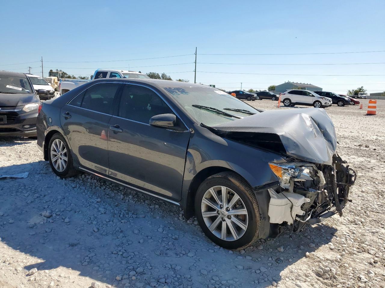 Toyota Camry Xle V6