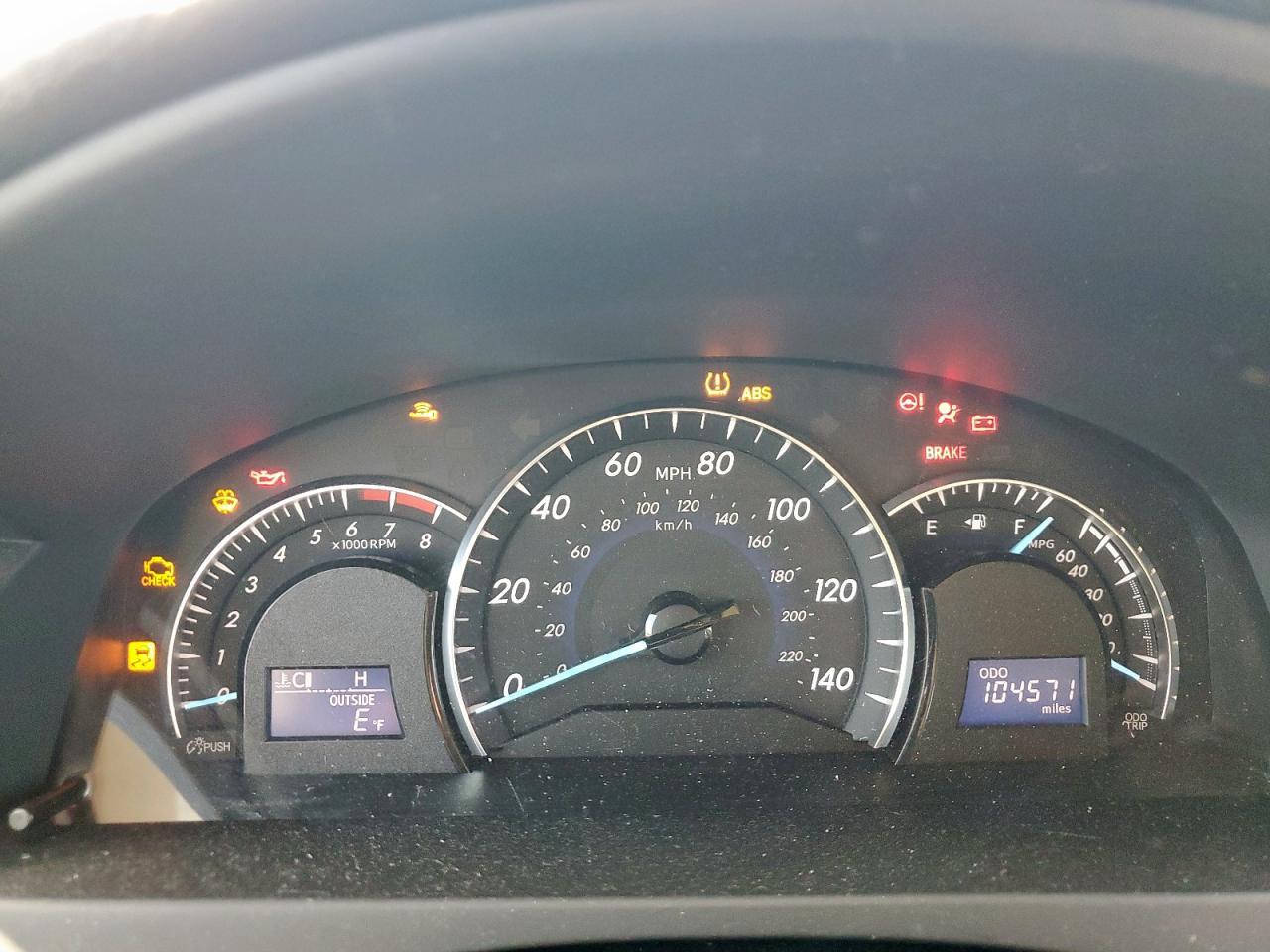 Toyota Camry Xle V6