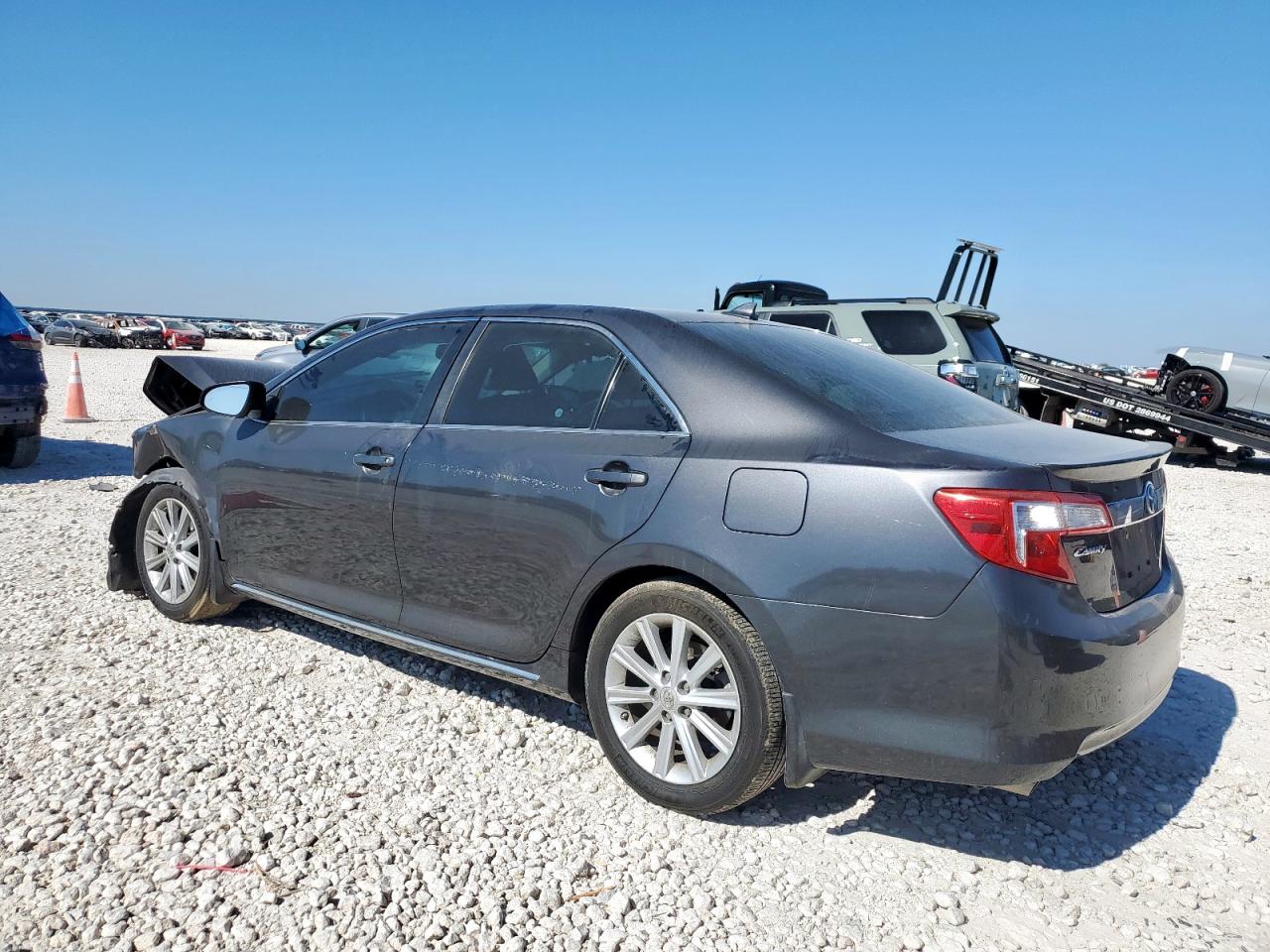 Toyota Camry Xle V6