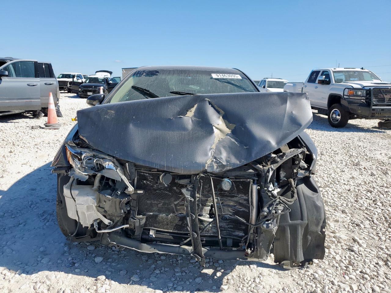 Toyota Camry Xle V6