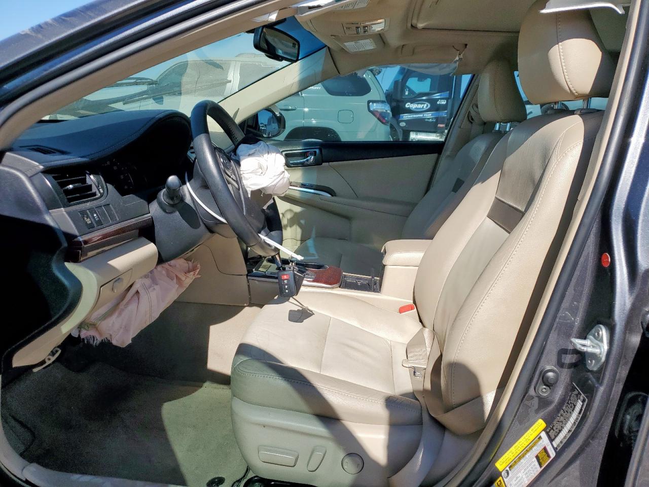 Toyota Camry Xle V6