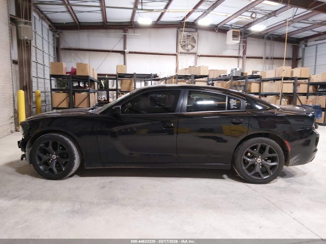 Dodge Charger Sxt Rwd