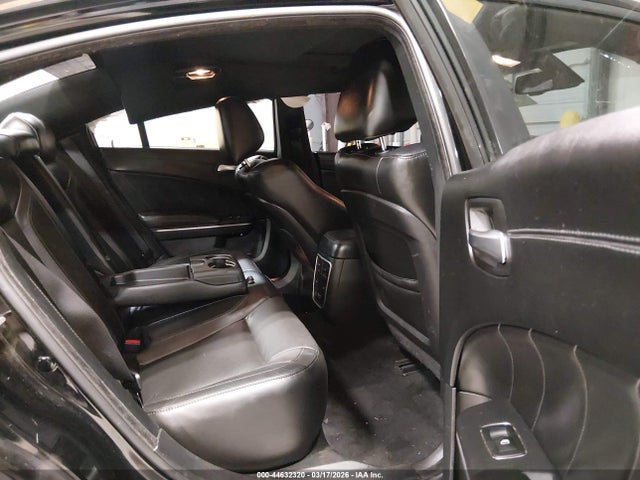 Dodge Charger Sxt Rwd