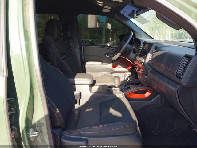 Nissan Frontier Pro-4x 4x4