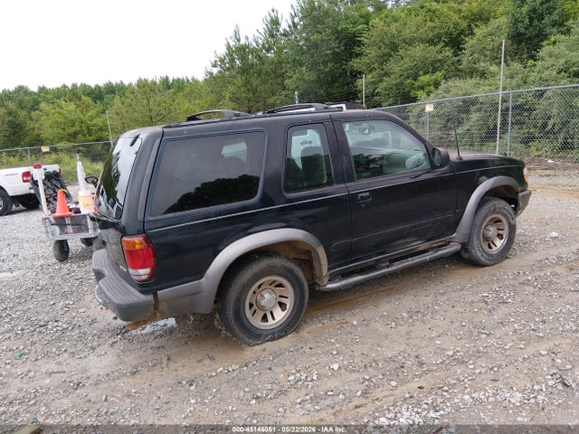 Ford Explorer Sport
