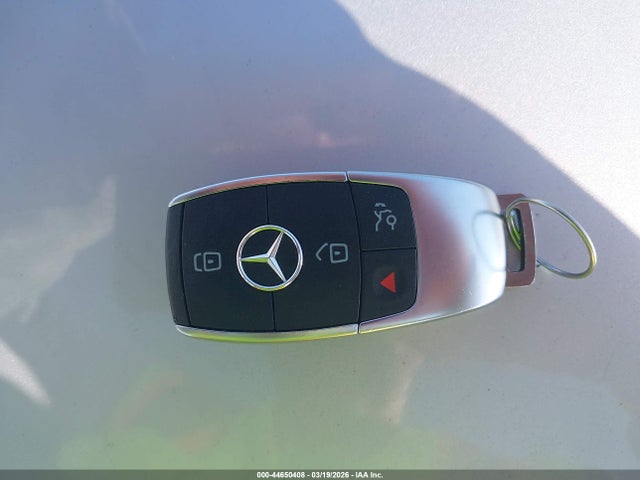 Mercedes-Benz EQB 300 4matic