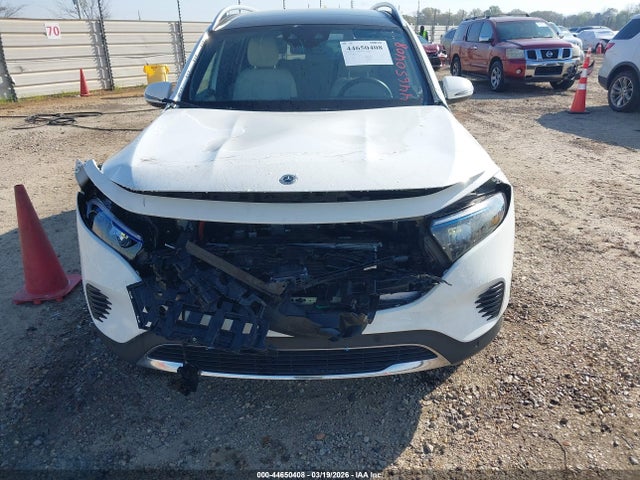 Mercedes-Benz EQB 300 4matic