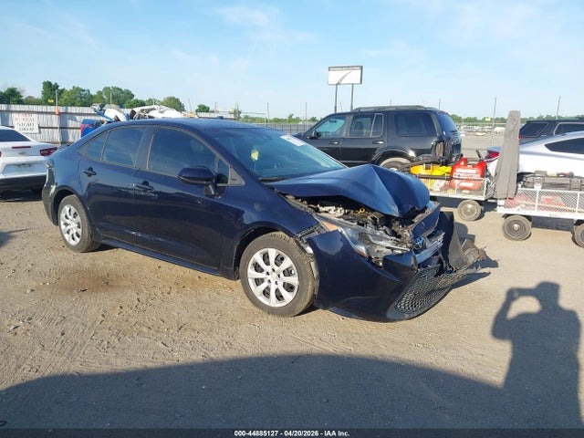 Salvage Toyota Corolla Image