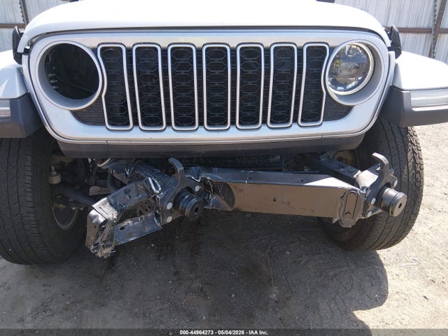 Jeep Wrangler 4-door Sahara 4x4
