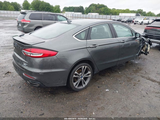 Ford Fusion Titanium