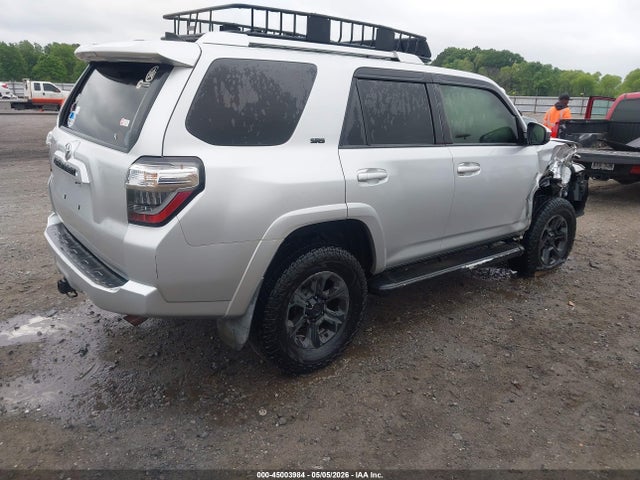 Toyota 4Runner Sr5