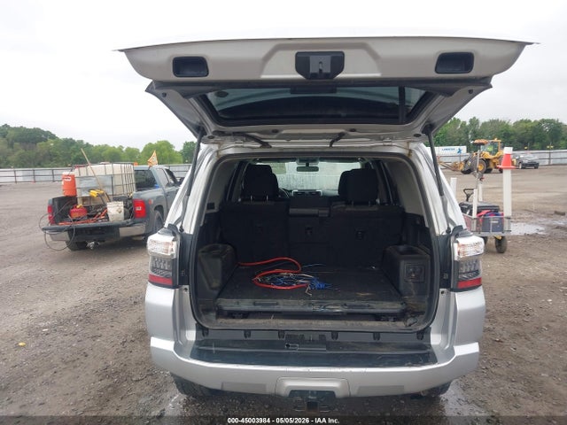 Toyota 4Runner Sr5