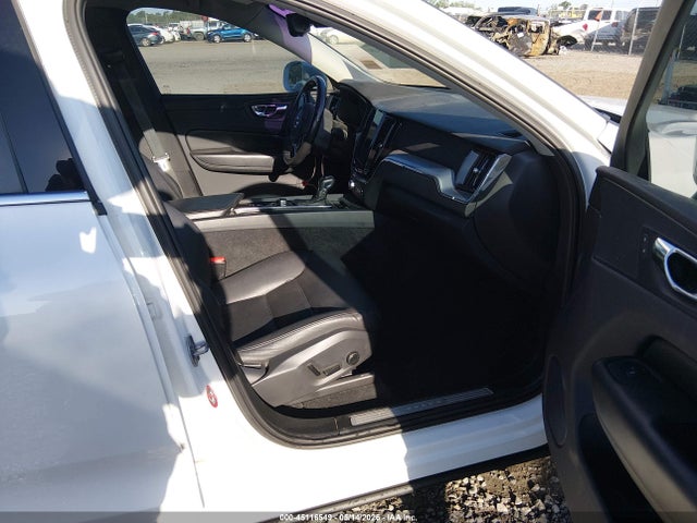 Volvo XC60 T5 Momentum