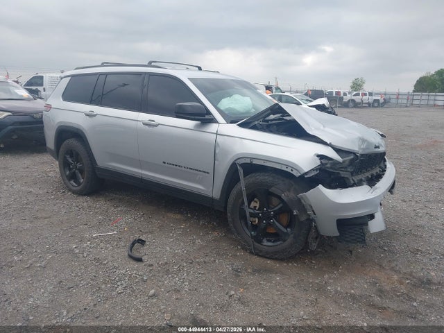 Salvage Jeep Grand Cherokee Image
