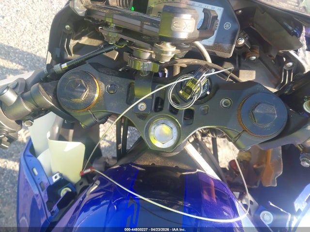 Yamaha Yzfr3