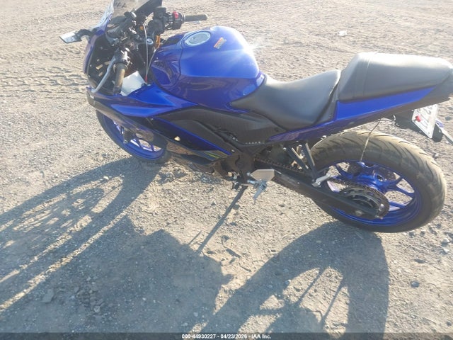 Yamaha Yzfr3