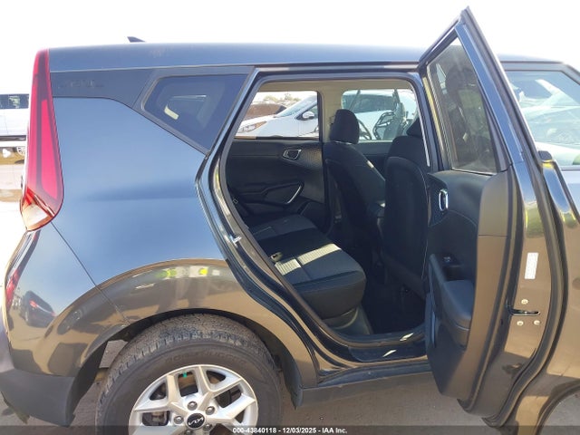 Kia Soul S