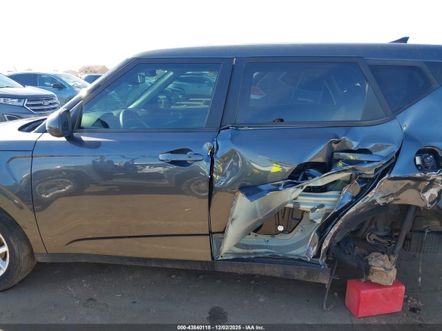 Kia Soul S