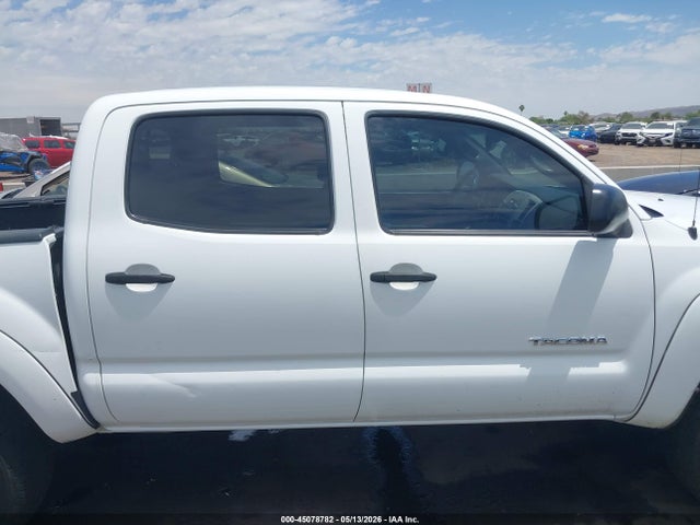 Toyota Tacoma Base V6