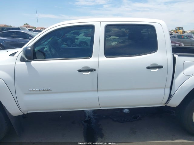 Toyota Tacoma Base V6