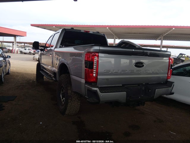 Ford F-350 Lariat