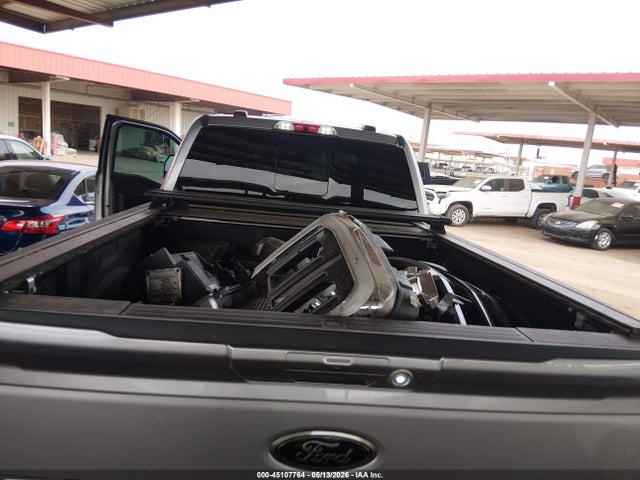 Ford F-350 Lariat