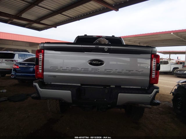 Ford F-350 Lariat