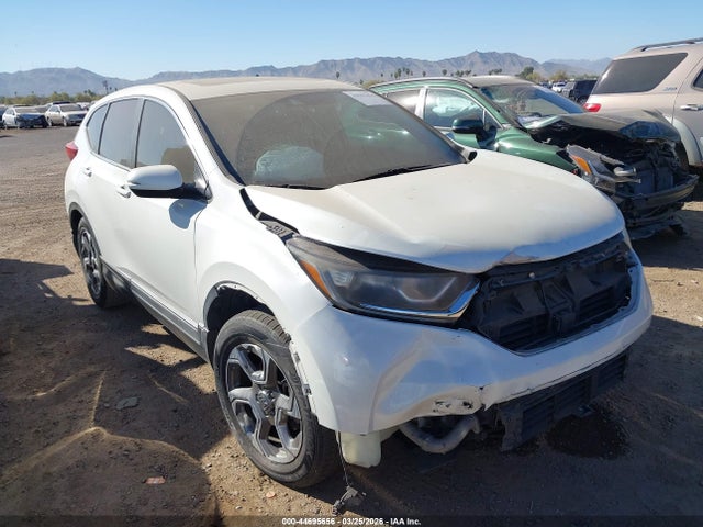 Salvage Honda CR-V Image