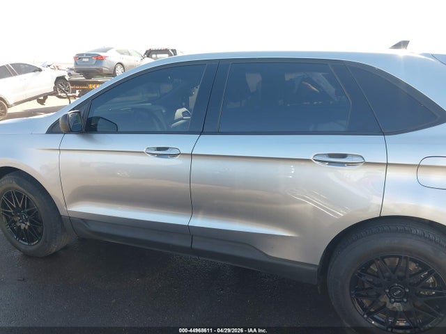 Ford Edge Se