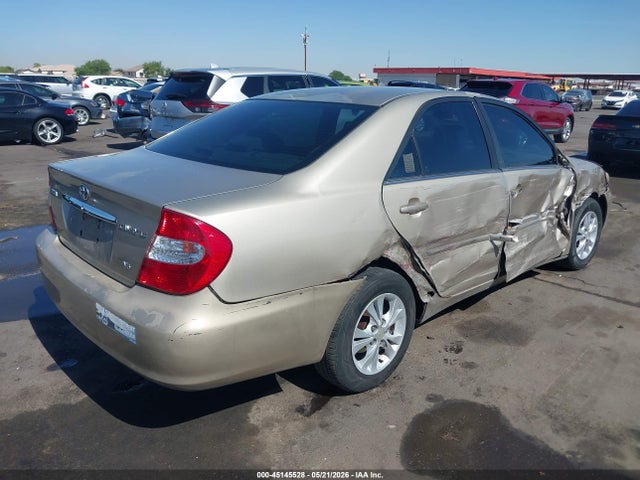 Toyota Camry Le V6