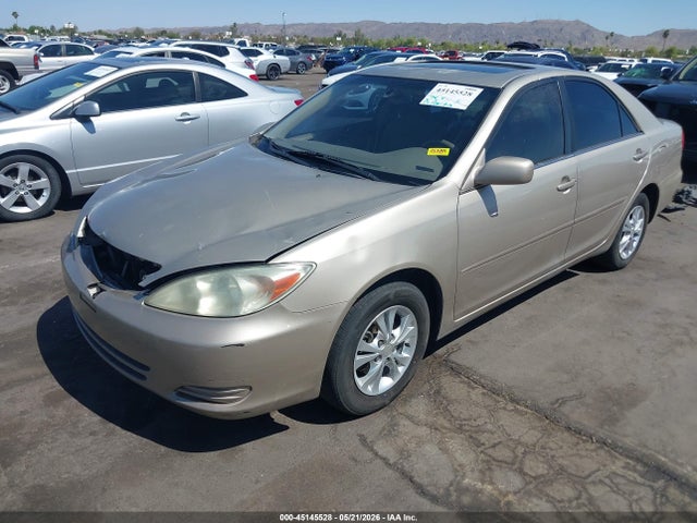 Toyota Camry Le V6