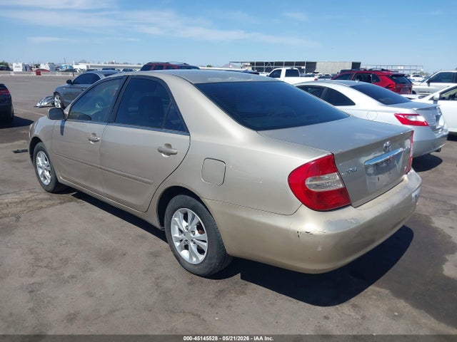 Toyota Camry Le V6