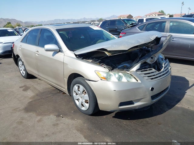 Salvage Toyota Camry Image